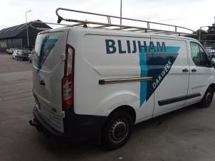 Ford Transit Custom 2.0 TDCi 16V Eco Blue 105 Vehículo de desguace (2018, Blanco)