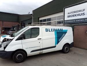 Ford Transit Custom 2.0 TDCi 16V Eco Blue 105 Vehículo de desguace (2018, Blanco)