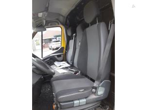 Renault Master III 2.3 dCi 135 16V FWD Vehículo de desguace (2015, Inox, Hierro, Amarillo)