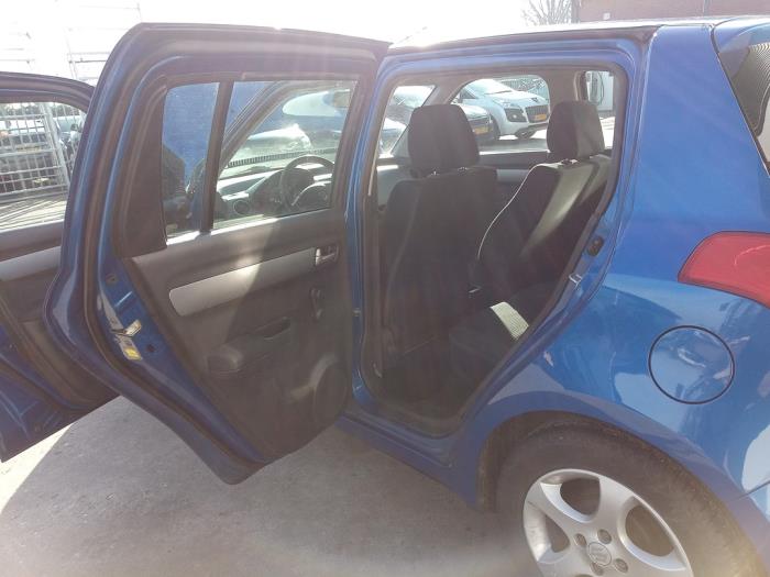 Suzuki Swift 1.3 VVT 16V Épave (2005, Bleu)