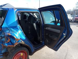 Suzuki Swift 1.3 VVT 16V Épave (2005, Bleu)