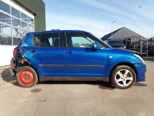 Suzuki Swift 1.3 VVT 16V Épave (2005, Bleu)