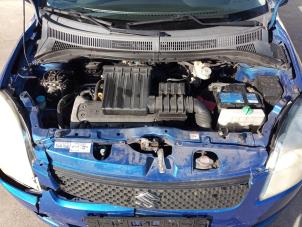 Suzuki Swift 1.3 VVT 16V Épave (2005, Bleu)