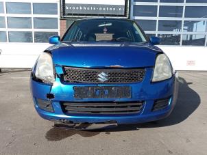 Suzuki Swift 1.3 VVT 16V Épave (2005, Bleu)
