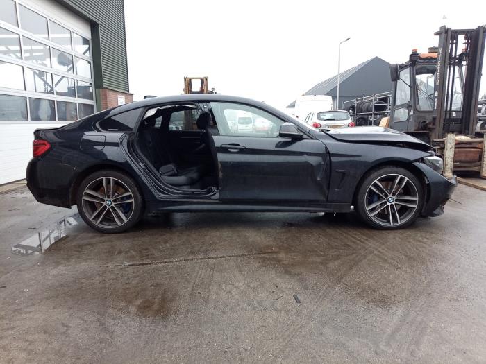 BMW 4 serie Gran Coupe 420i 2.0 TwinPower Turbo 16V Épave (2017, Noir)