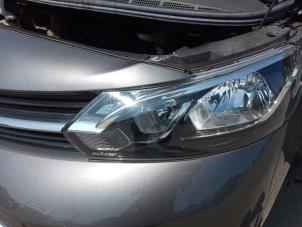 Toyota ProAce 1.6 D-4D 115 16V Worker Vehículo de desguace (2018, Gris)