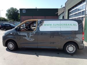Toyota ProAce 1.6 D-4D 115 16V Worker Vehículo de desguace (2018, Gris)