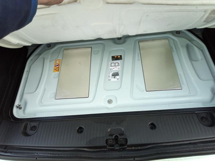 Renault Twingo III 1.0 SCe 75 12V Épave (2019, Vert)