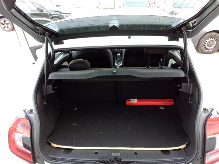 Renault Twingo III 1.0 SCe 75 12V Épave (2019, Vert)