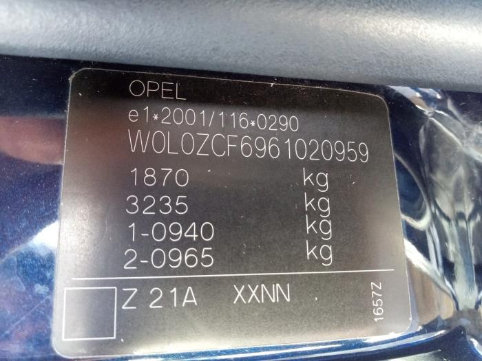 Opel Vectra C 1.8 16V Samochód złomowany (2005, Niebieski)