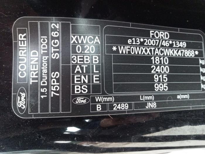 Ford Transit Courier 1.5 TDCi 75 Vehículo de desguace (2019, Negro)