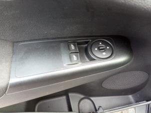 Ford Transit Courier 1.5 TDCi 75 Vehículo de desguace (2019, Negro)