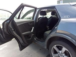 Audi Q2 1.0 30 TFSI 12V Samochód złomowany (2019, Szary)