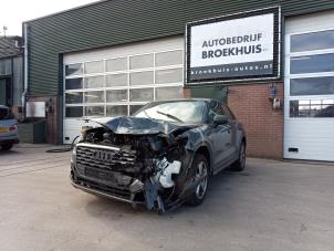 Audi Q2 1.0 30 TFSI 12V Samochód złomowany (2019, Szary)