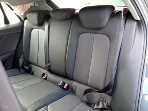 Audi Q2 1.0 30 TFSI 12V Samochód złomowany (2019, Szary)