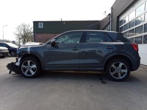 Audi Q2 1.0 30 TFSI 12V Samochód złomowany (2019, Szary)