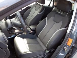 Audi Q2 1.0 30 TFSI 12V Samochód złomowany (2019, Szary)