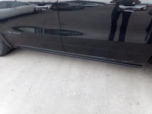 Dodge 1500 Crew Cab 5.7 Hemi V8 4x4 Épave (2021, Noir)