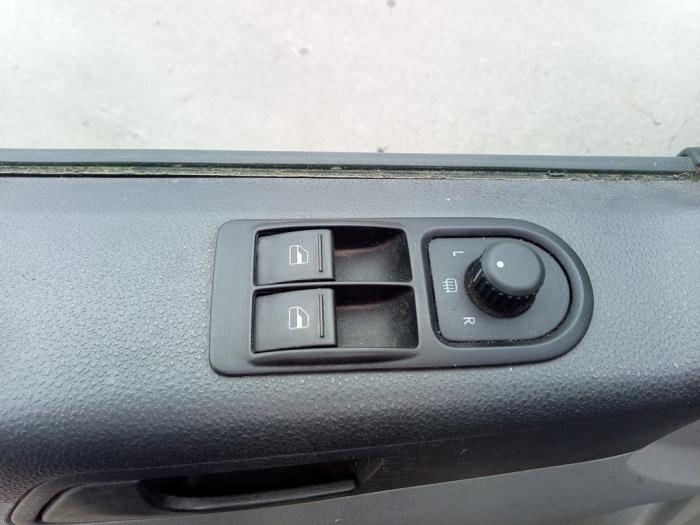 Volkswagen Transporter T5 2.0 TDI BlueMotion Épave (2014, Gris)