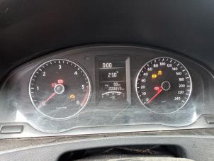 Volkswagen Transporter T5 2.0 TDI BlueMotion Épave (2014, Gris)