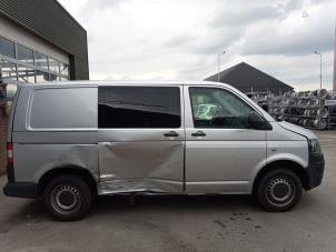 Volkswagen Transporter T5 2.0 TDI BlueMotion Épave (2014, Gris)