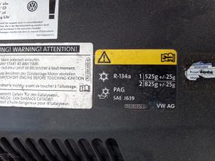 Volkswagen Transporter T5 2.0 TDI BlueMotion Épave (2014, Gris)