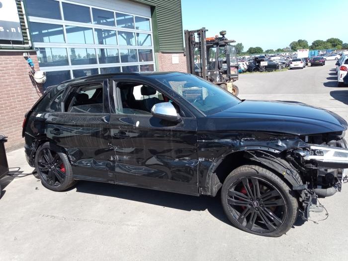 Audi SQ5 3.0 TFSI V6 24V Samochód złomowany (2017, Czarny)