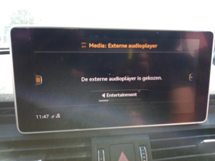 Audi SQ5 3.0 TFSI V6 24V Samochód złomowany (2017, Czarny)