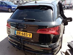 Audi SQ5 3.0 TFSI V6 24V Samochód złomowany (2017, Czarny)