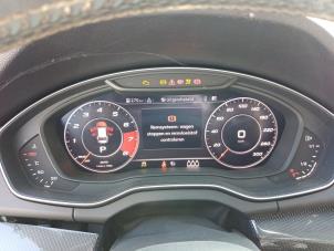 Audi SQ5 3.0 TFSI V6 24V Samochód złomowany (2017, Czarny)