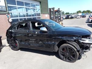 Audi SQ5 3.0 TFSI V6 24V Samochód złomowany (2017, Czarny)