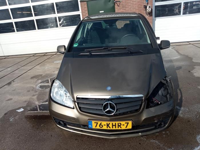 Mercedes A 1.5 A-160 Épave (2009, Brun)