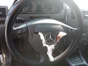 Mercedes A 1.5 A-160 Épave (2009, Brun)