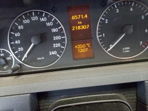 Mercedes A 1.5 A-160 Épave (2009, Brun)