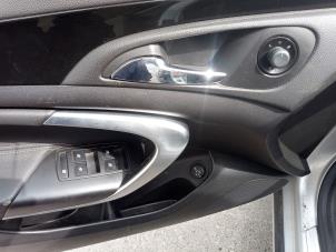 Opel Insignia Sports Tourer 1.8 16V Ecotec Épave (2009, Gris)