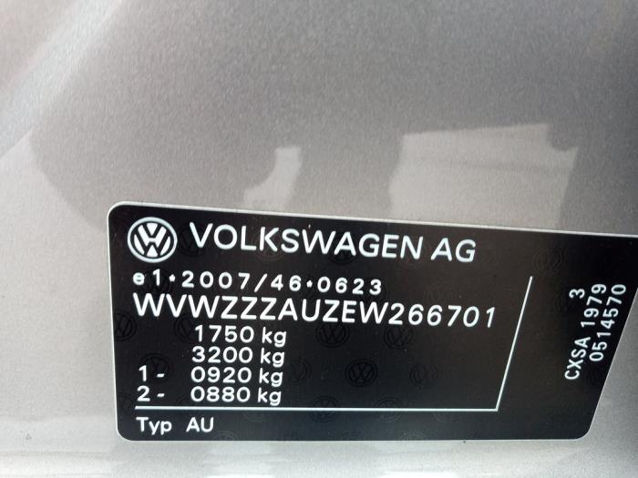 Volkswagen Golf VII 1.4 TSI 16V Épave (2014, Gris)