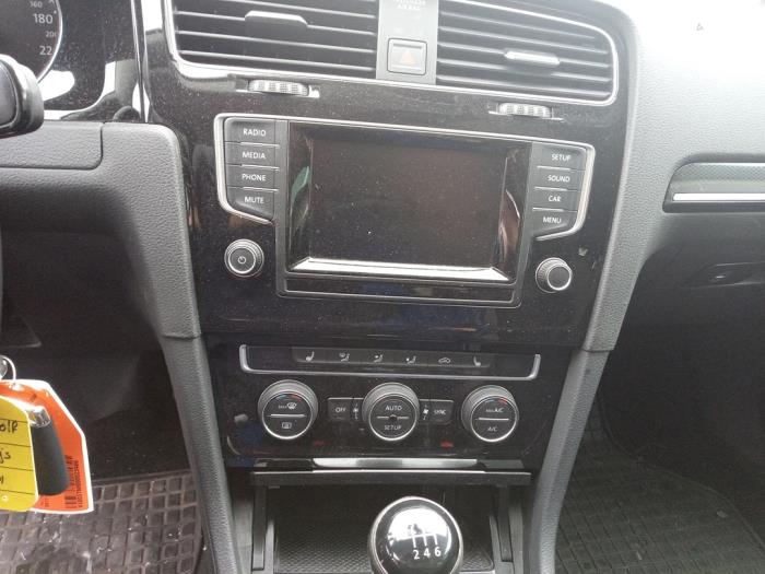 Volkswagen Golf VII 1.4 TSI 16V Épave (2014, Gris)