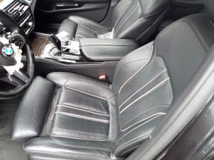 BMW 5 serie 540i 3.0 TwinPower Turbo 24V Épave (2018, Gris)