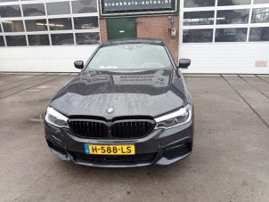 BMW 5 serie 540i 3.0 TwinPower Turbo 24V Épave (2018, Gris)