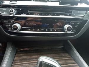 BMW 5 serie 540i 3.0 TwinPower Turbo 24V Épave (2018, Gris)