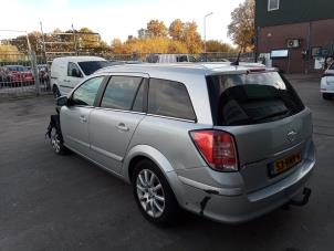 Opel Astra H SW 1.8 16V Vehículo de desguace (2009, Gris)