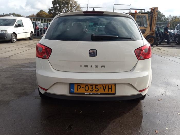 Seat Ibiza IV 1.4 16V Épave (2012, Blanc)