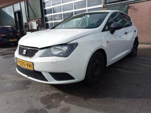 Seat Ibiza IV 1.4 16V Épave (2012, Blanc)