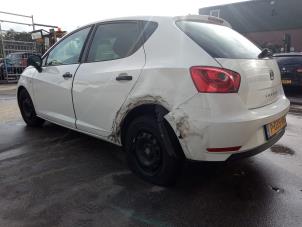 Seat Ibiza IV 1.4 16V Épave (2012, Blanc)