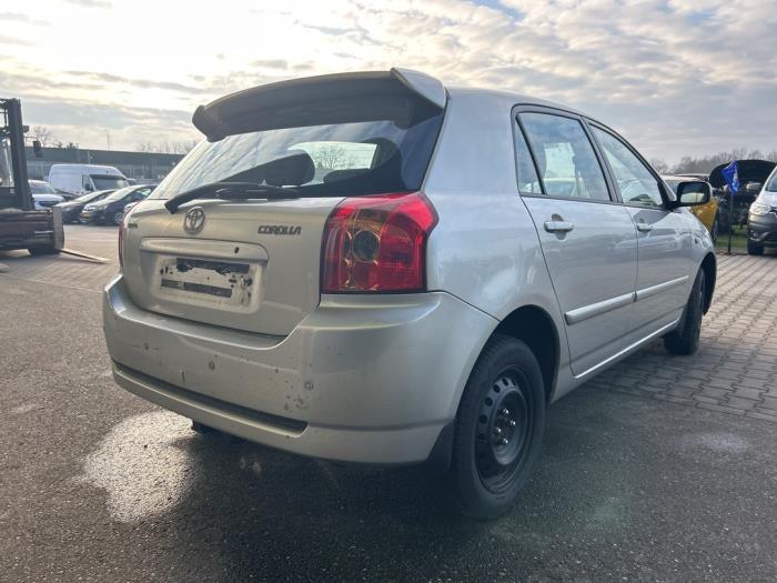 Toyota Corolla 1.6 16V VVT-i Épave (2005, Gris)