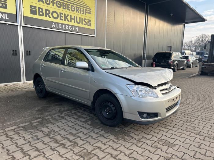 Toyota Corolla 1.6 16V VVT-i Épave (2005, Gris)