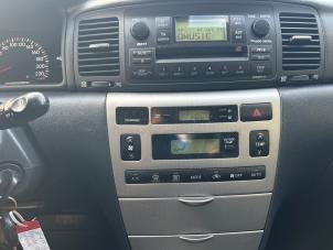 Toyota Corolla 1.6 16V VVT-i Épave (2005, Gris)