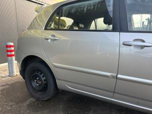 Toyota Corolla 1.6 16V VVT-i Épave (2005, Gris)