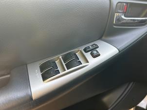 Toyota Corolla 1.6 16V VVT-i Épave (2005, Gris)