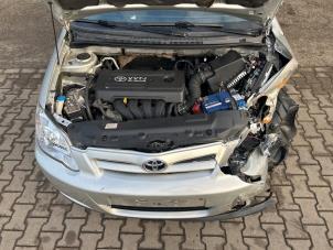 Toyota Corolla 1.6 16V VVT-i Épave (2005, Gris)